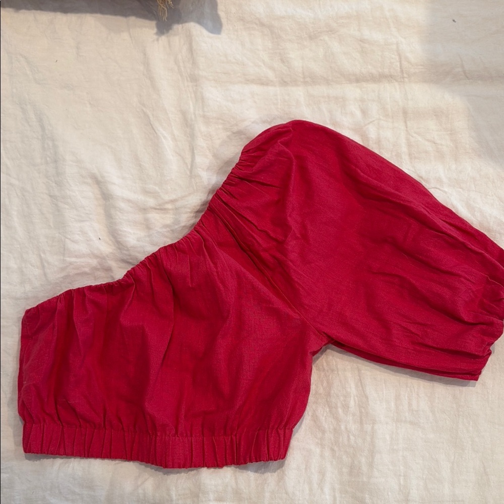Abercrombie & Fitch Vibrant linen blend one shoulder Red top